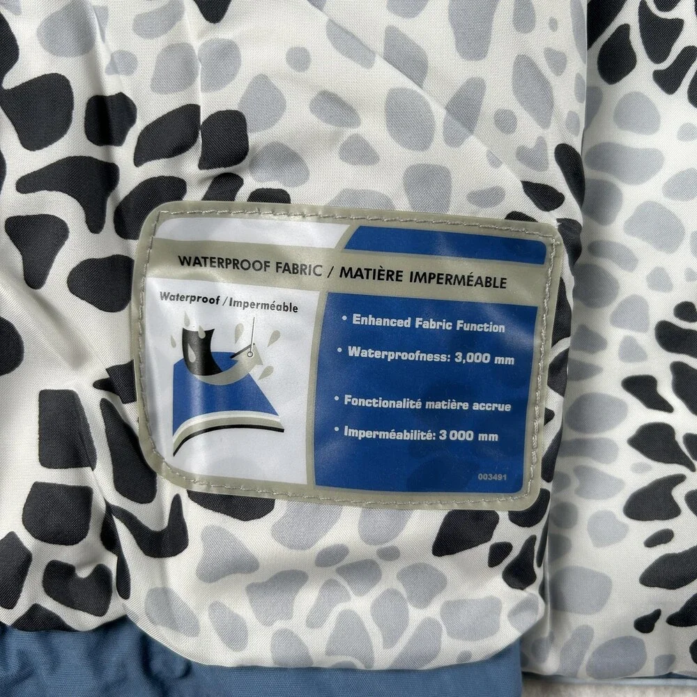 Columbia brand sportswear